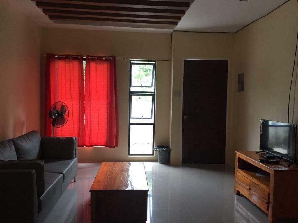 Cris'S Place Apartman Dumaguete City Kültér fotó